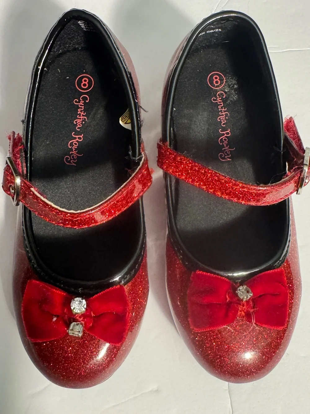 Cynthia Rowley Light-up shoes; . Red Glitter size 8